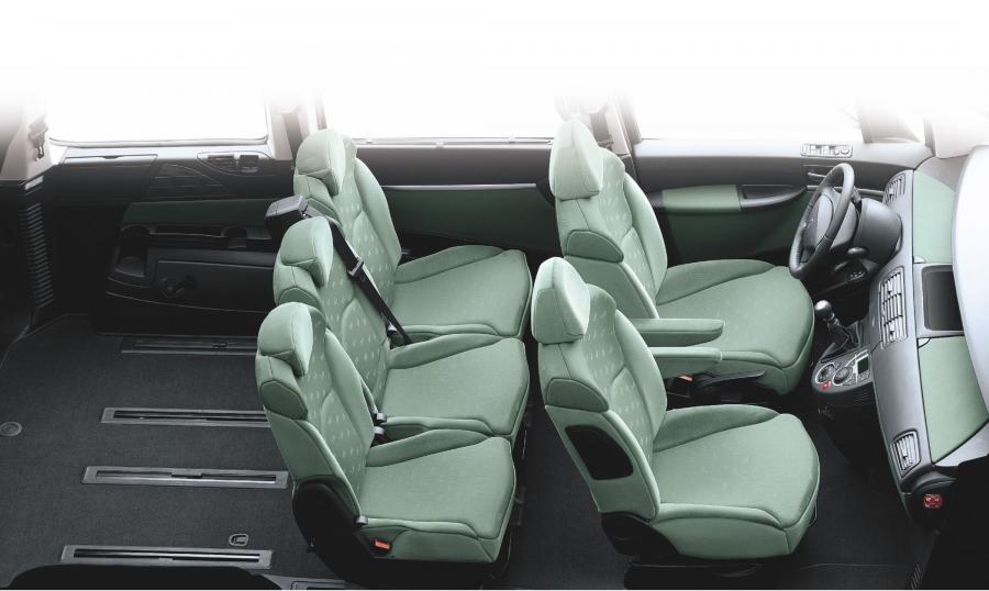  Peugeot 807 2002 года  (фото 13 из 26)
